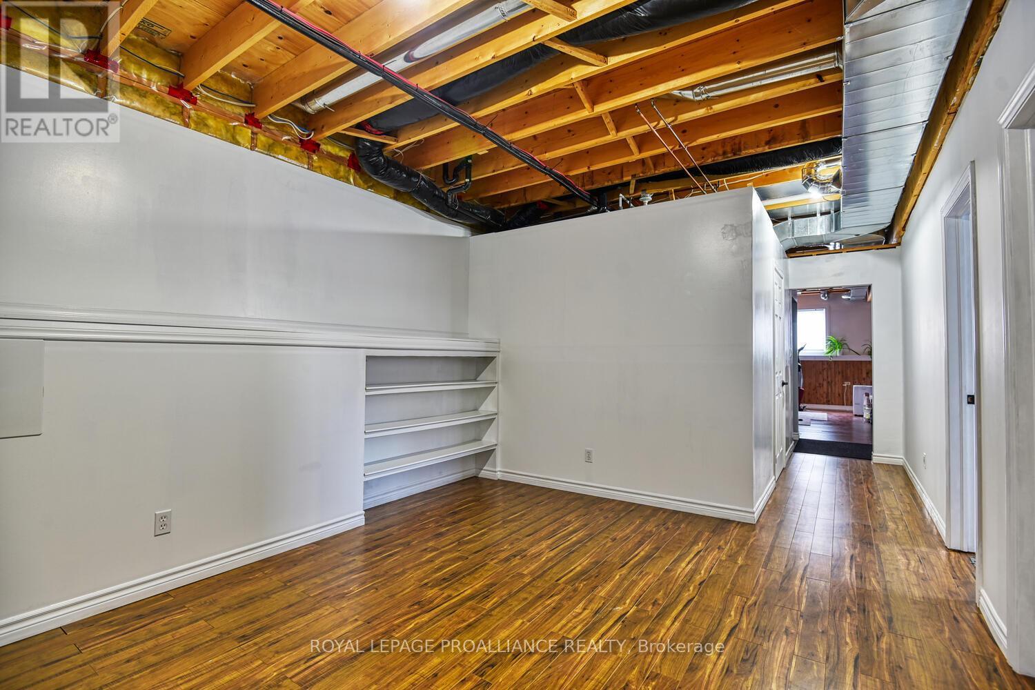 












11 JUDY PLACE

,
Edwardsburgh/Cardinal,




Ontario
K0E1E0

