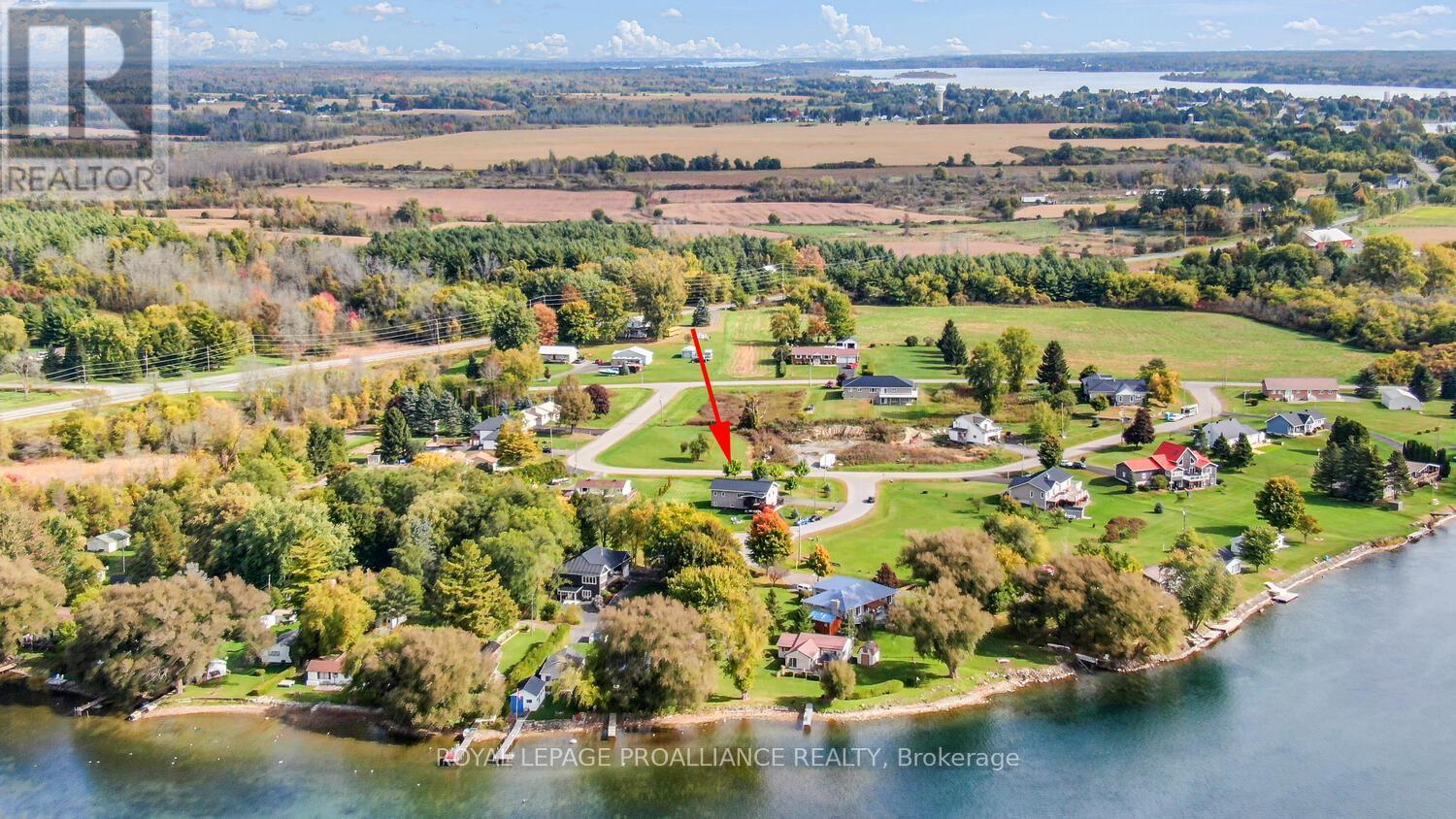 












11 JUDY PLACE

,
Edwardsburgh/Cardinal,




Ontario
K0E1E0

