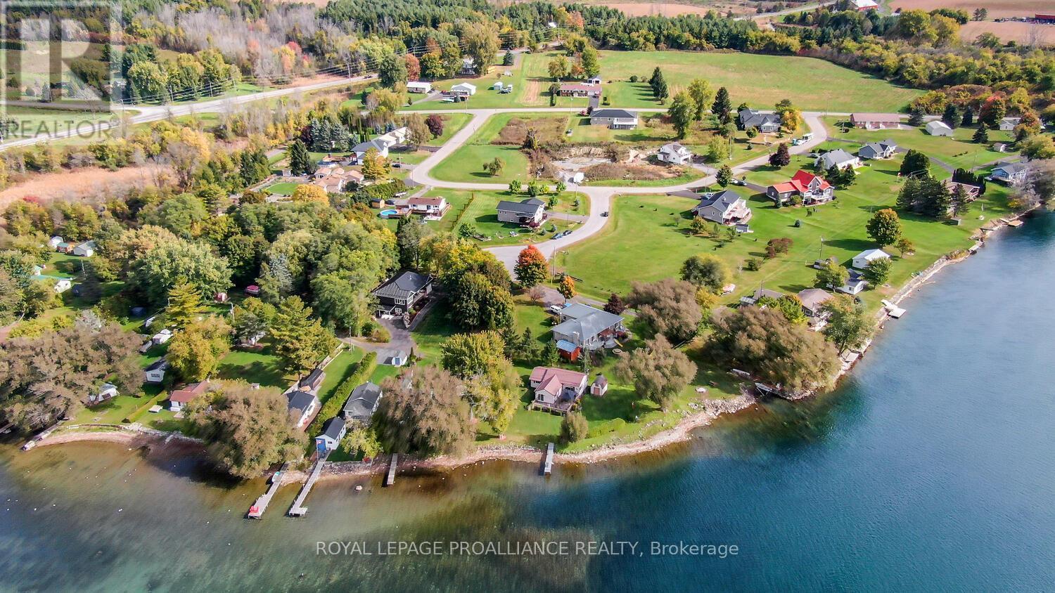 












11 JUDY PLACE

,
Edwardsburgh/Cardinal,




Ontario
K0E1E0

