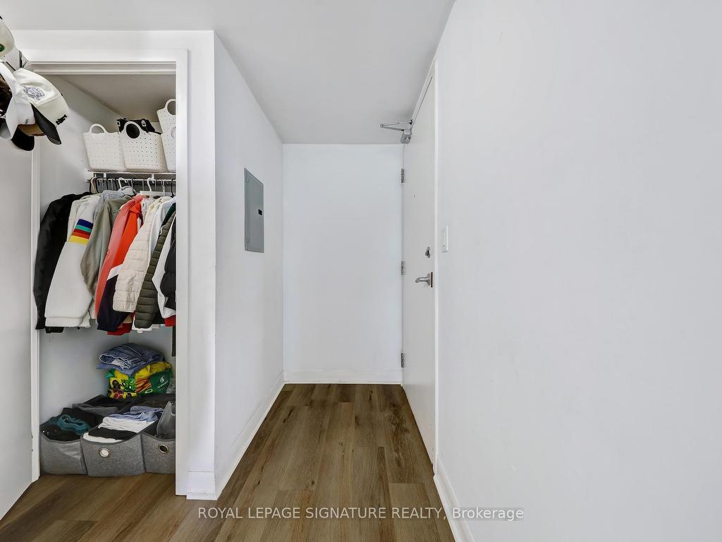 









600


Fleet

Street, 2405,
Toronto,




ON
M5V 1B7

