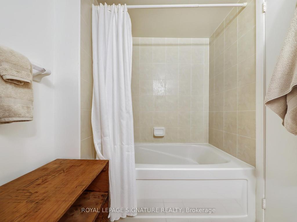 









600


Fleet

Street, 2405,
Toronto,




ON
M5V 1B7

