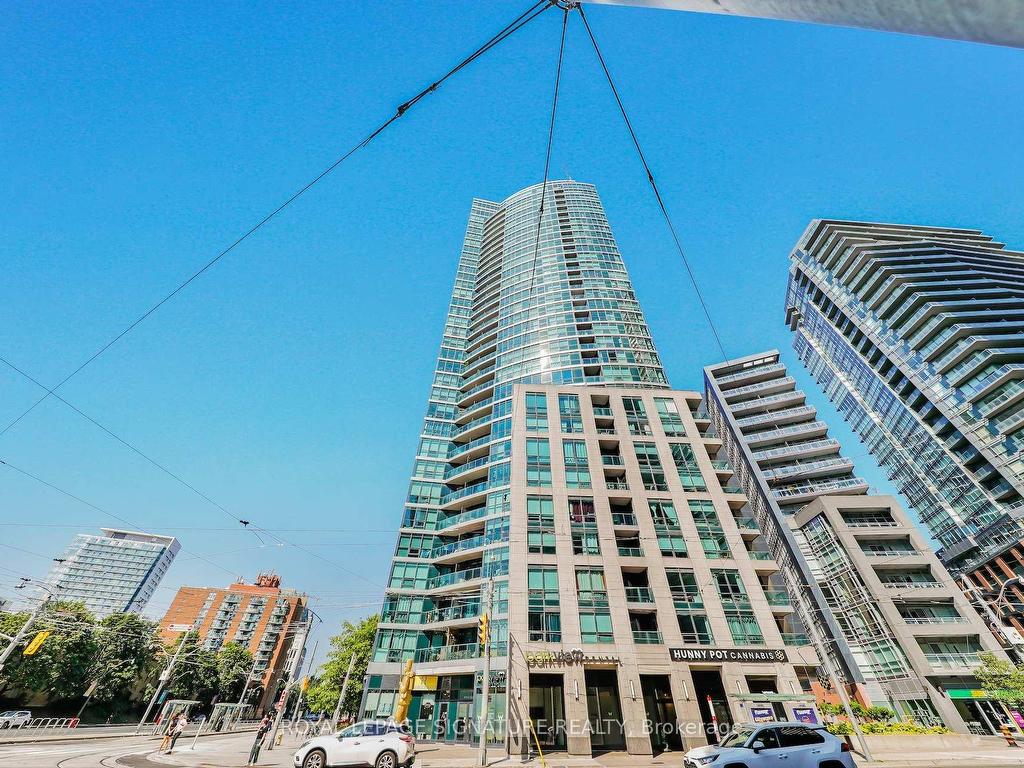 









600


Fleet

Street, 2405,
Toronto,




ON
M5V 1B7

