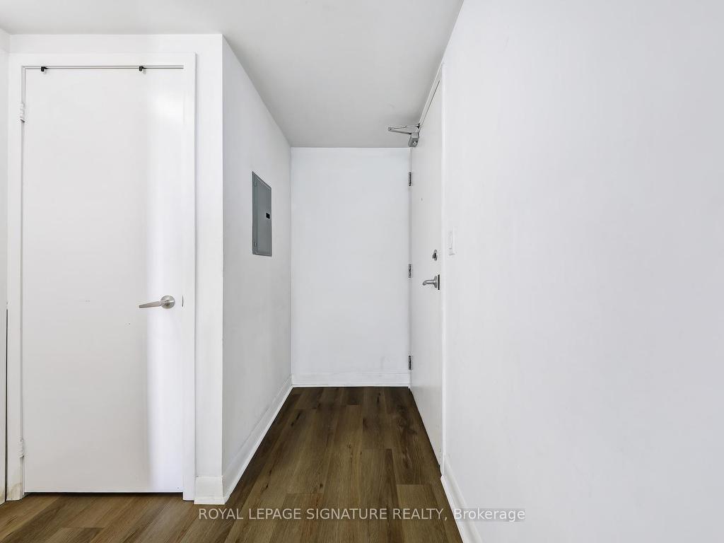 









600


Fleet

Street, 2405,
Toronto,




ON
M5V 1B7

