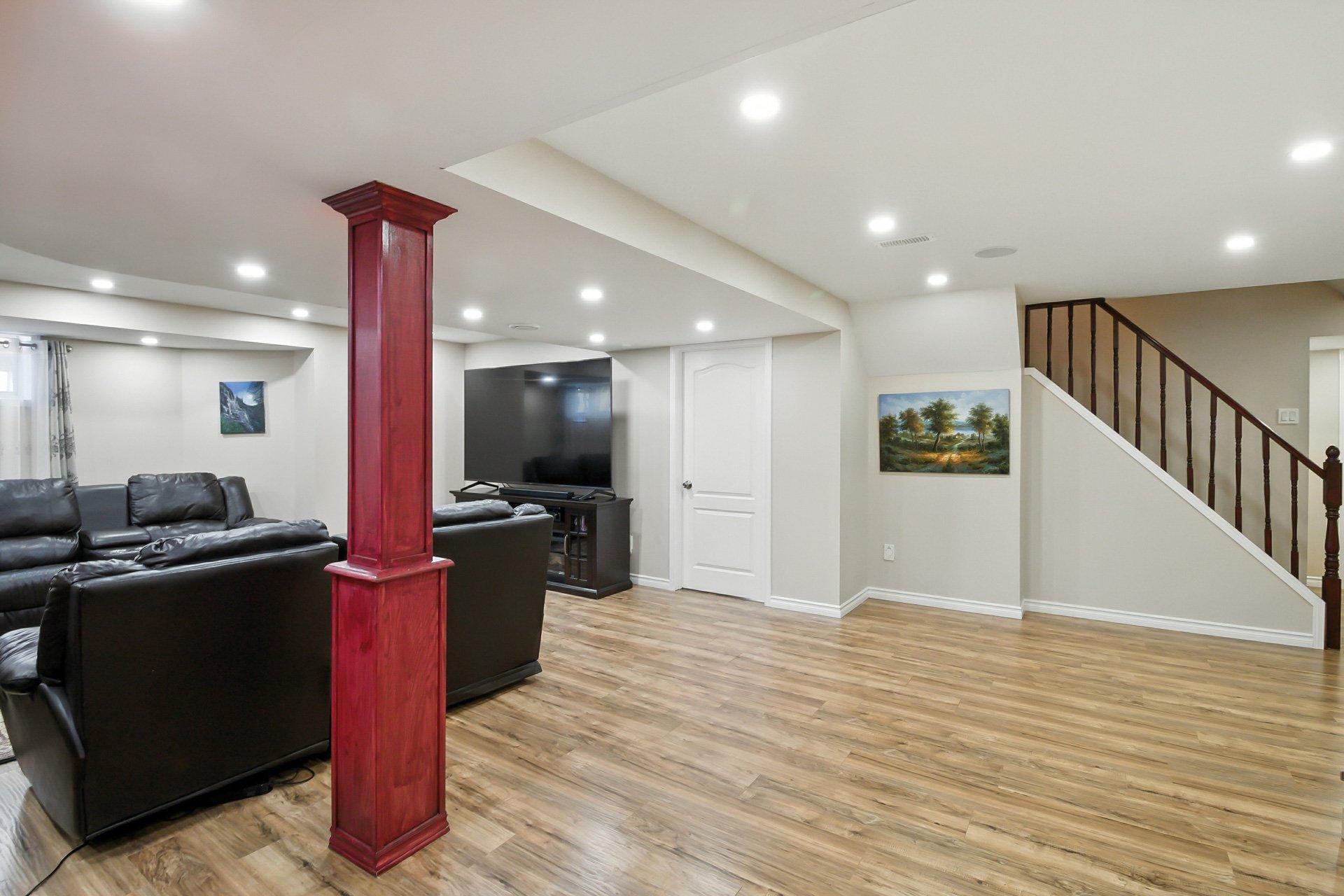 









87


Rue du Golf

,
Gatineau (Aylmer),




QC
J9J3V4

