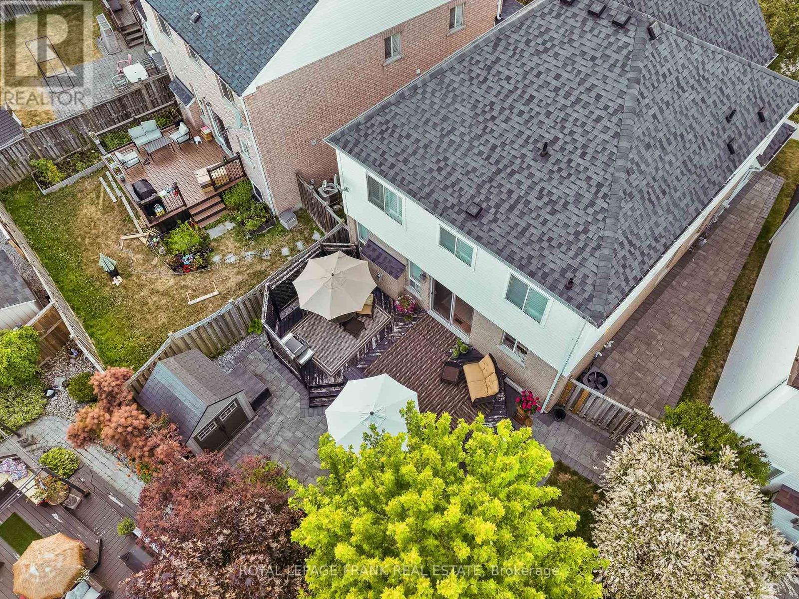 












9 HOLLOWAY DRIVE

,
Ajax (South East),




Ontario
L1Z1M5

