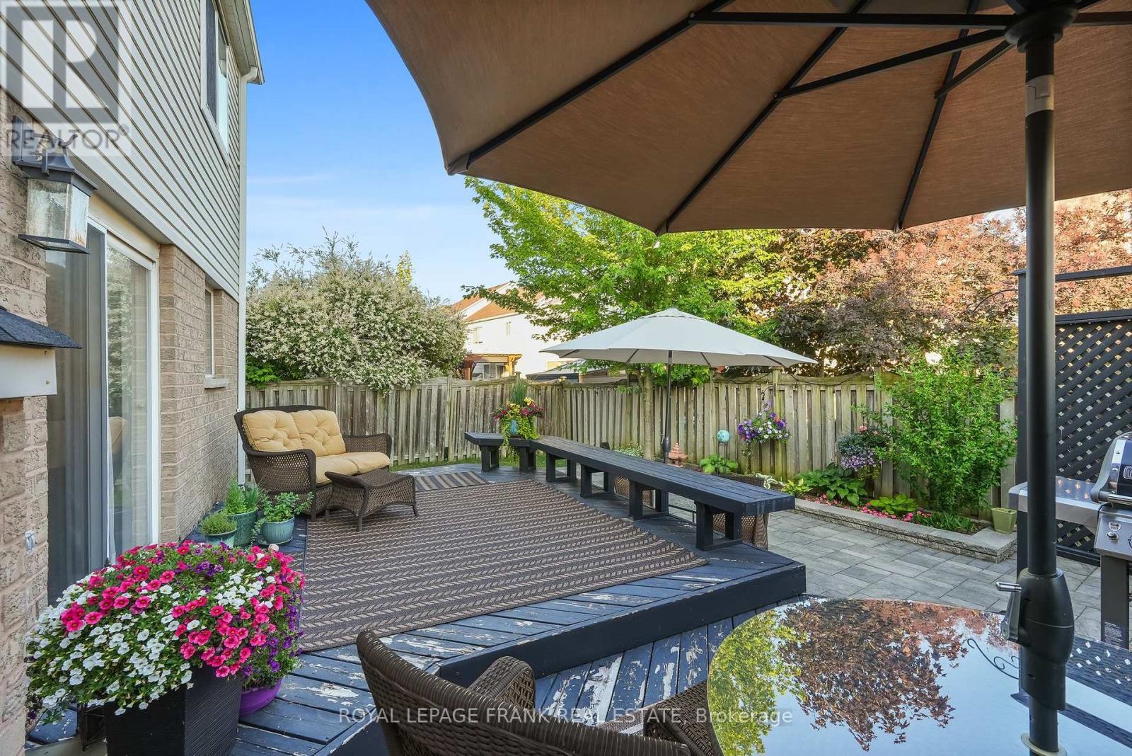 












9 HOLLOWAY DRIVE

,
Ajax (South East),




Ontario
L1Z1M5

