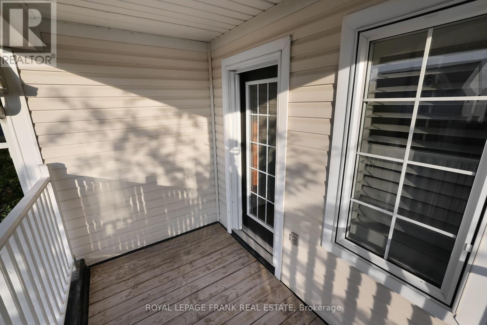 












9 HOLLOWAY DRIVE

,
Ajax (South East),




Ontario
L1Z1M5

