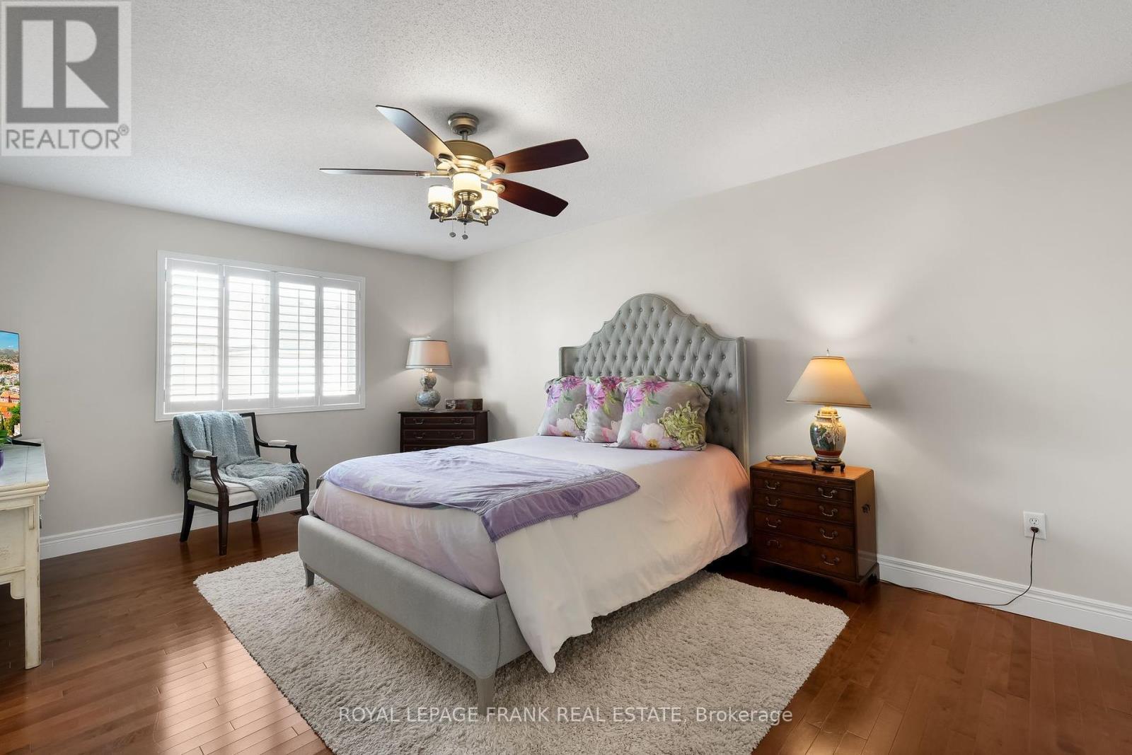 












9 HOLLOWAY DRIVE

,
Ajax (South East),




Ontario
L1Z1M5

