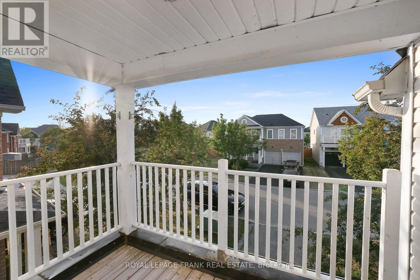 












9 HOLLOWAY DRIVE

,
Ajax (South East),




Ontario
L1Z1M5


