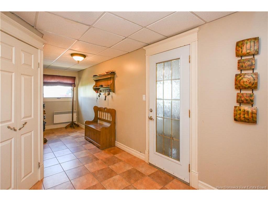 









1726


335

RTE,
Saint-Simon,




NB
E8P 2B5

