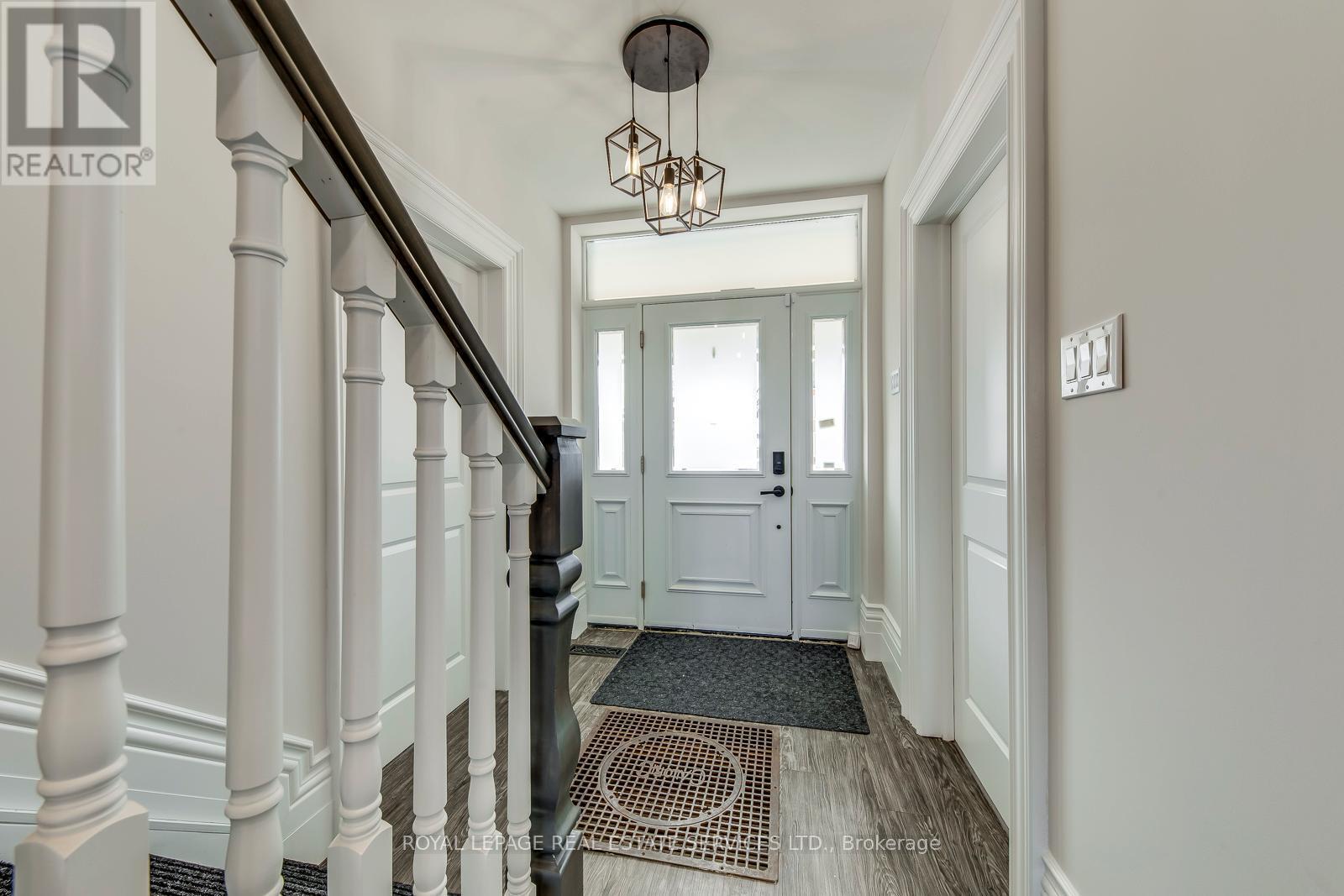 












317 QUEEN STREET S

,
Mississauga,




Ontario
L5M1M3

