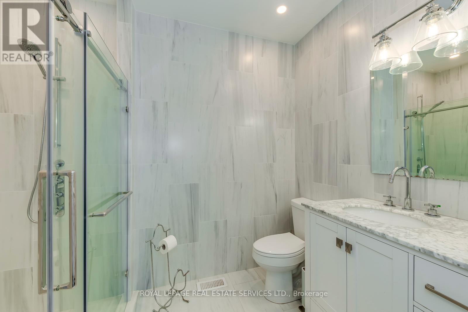 












317 QUEEN STREET S

,
Mississauga,




Ontario
L5M1M3

