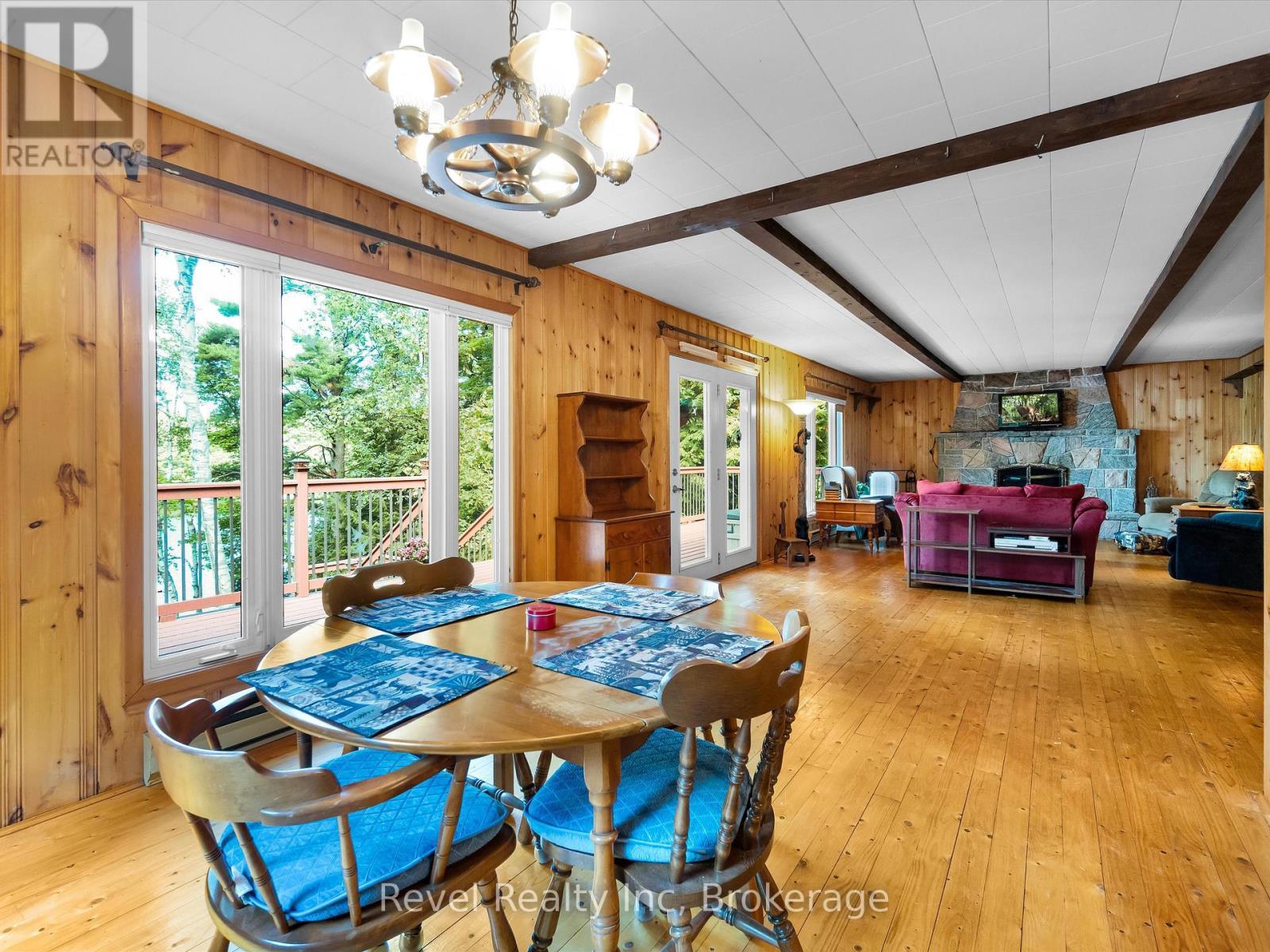 












1022 BIRD LAKE CRESCENT

,
Bracebridge (Oakley),




Ontario
P1L1X1

