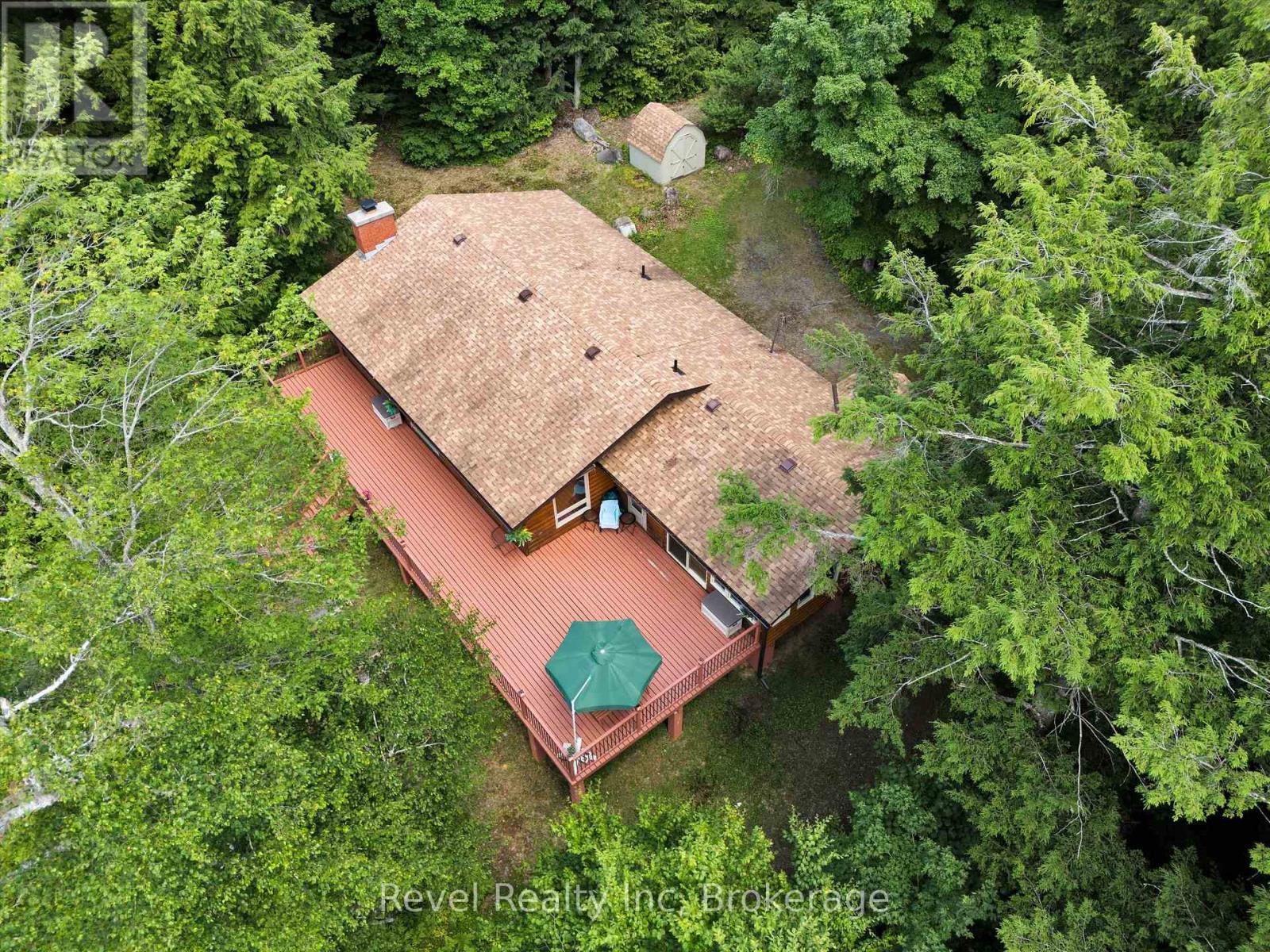 












1022 BIRD LAKE CRESCENT

,
Bracebridge (Oakley),




Ontario
P1L1X1


