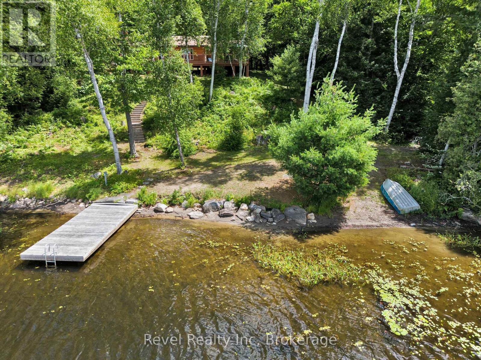 












1022 BIRD LAKE CRESCENT

,
Bracebridge (Oakley),




Ontario
P1L1X1

