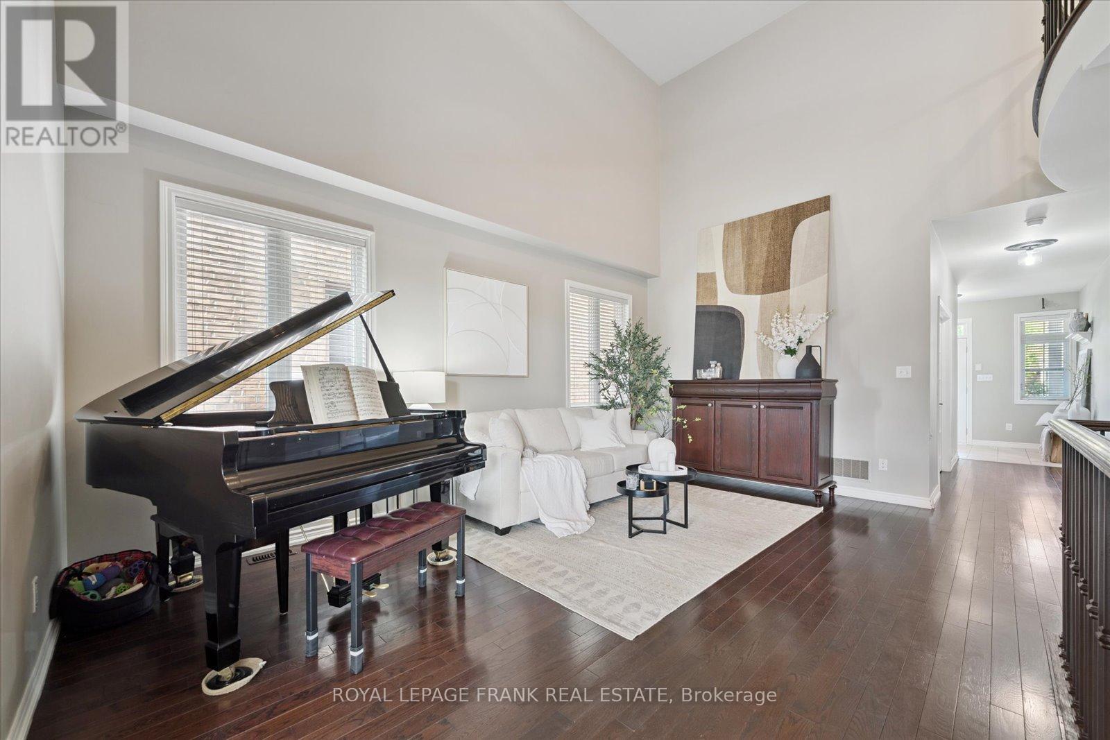 












24 BURNING SPRINGS PLACE

,
Whitby (Brooklin),




Ontario
L1M0K1

