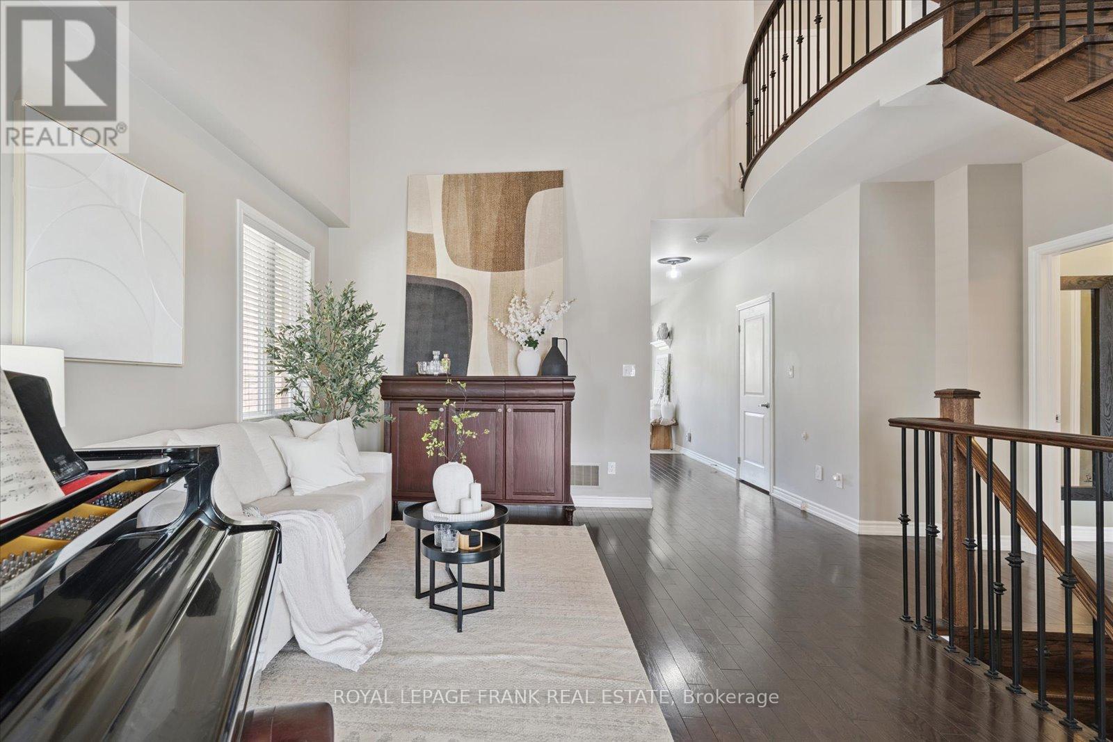 












24 BURNING SPRINGS PLACE

,
Whitby (Brooklin),




Ontario
L1M0K1

