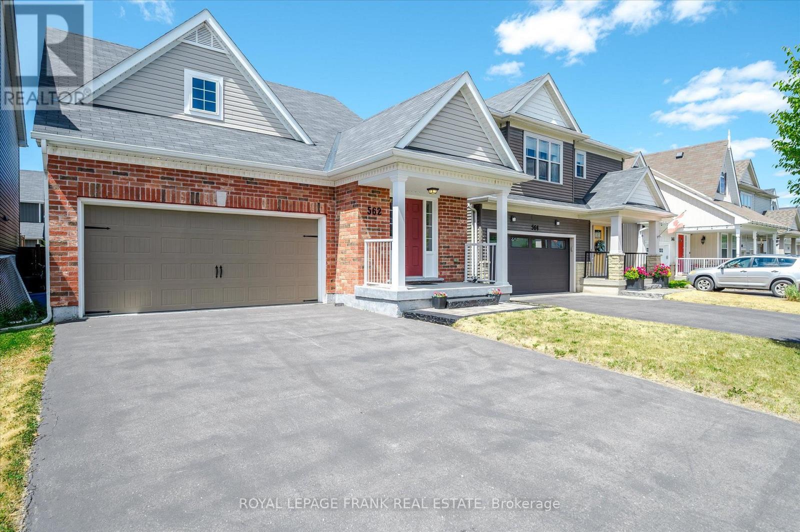 












562 GRANGE WAY

,
Peterborough North (North),




Ontario
K9H0G5

