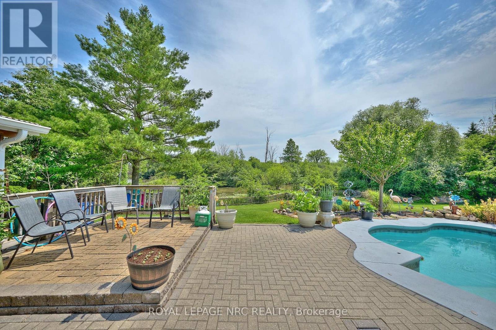 












10266 WILLODELL ROAD

,
Niagara Falls (Lyons Creek),




Ontario
L0S1K0

