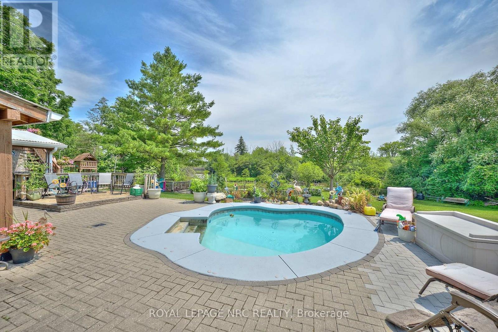 












10266 WILLODELL ROAD

,
Niagara Falls (Lyons Creek),




Ontario
L0S1K0

