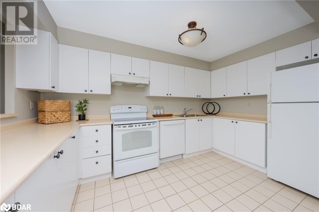 












26 HALL Road Unit# 302

,
Georgetown,




Ontario
L7G5G5

