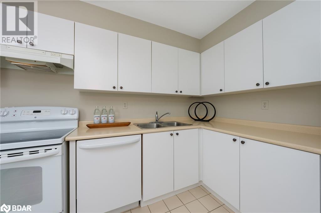












26 HALL Road Unit# 302

,
Georgetown,




Ontario
L7G5G5

