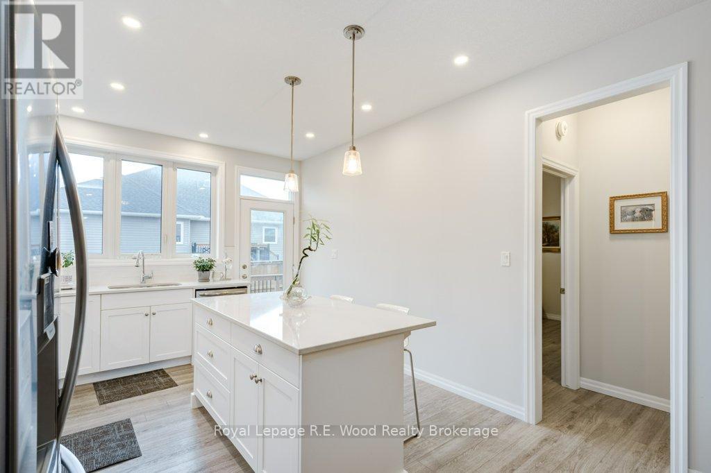 












9 SIERRA STREET

,
Tillsonburg,




Ontario
N4G0J2

