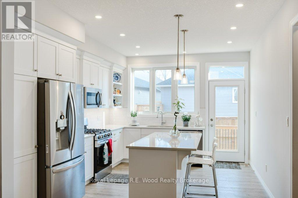 












9 SIERRA STREET

,
Tillsonburg,




Ontario
N4G0J2

