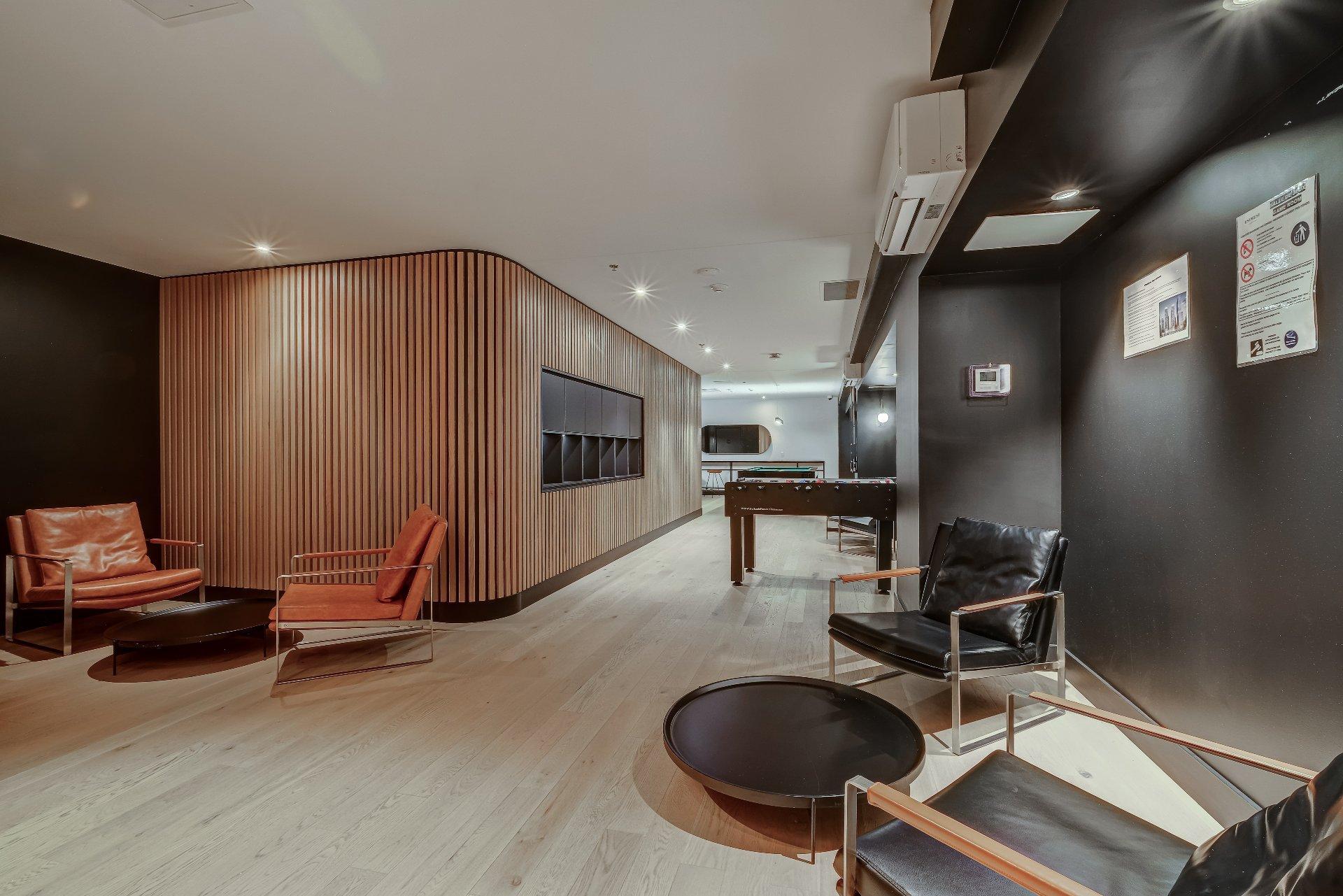 









2300


Rue Tupper

, 2108,
Montréal (Ville-Marie),




QC
H3H0B9

