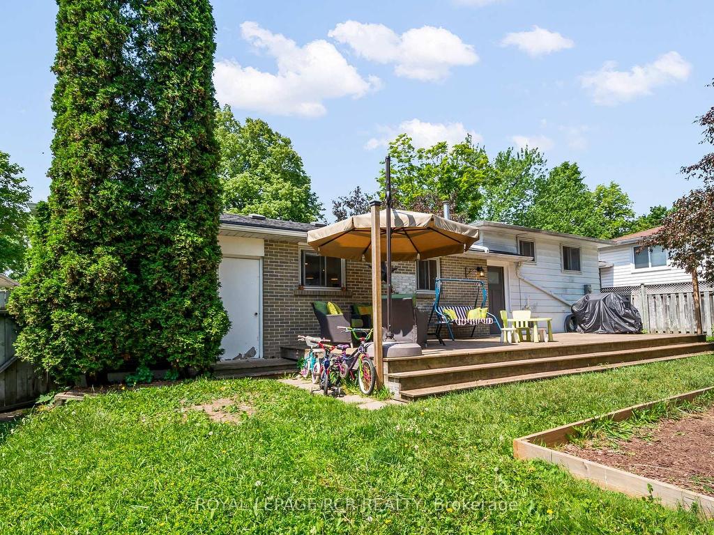 









23


Highland

Drive,
Orangeville,




ON
L9W 2Y2

