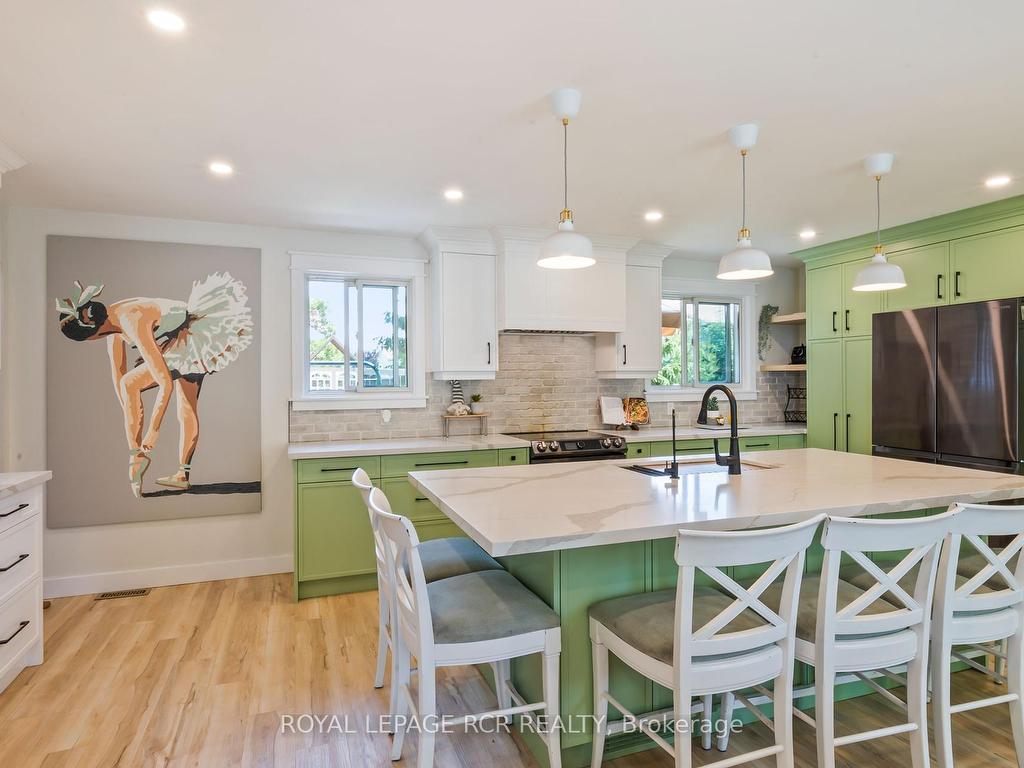 









23


Highland

Drive,
Orangeville,




ON
L9W 2Y2

