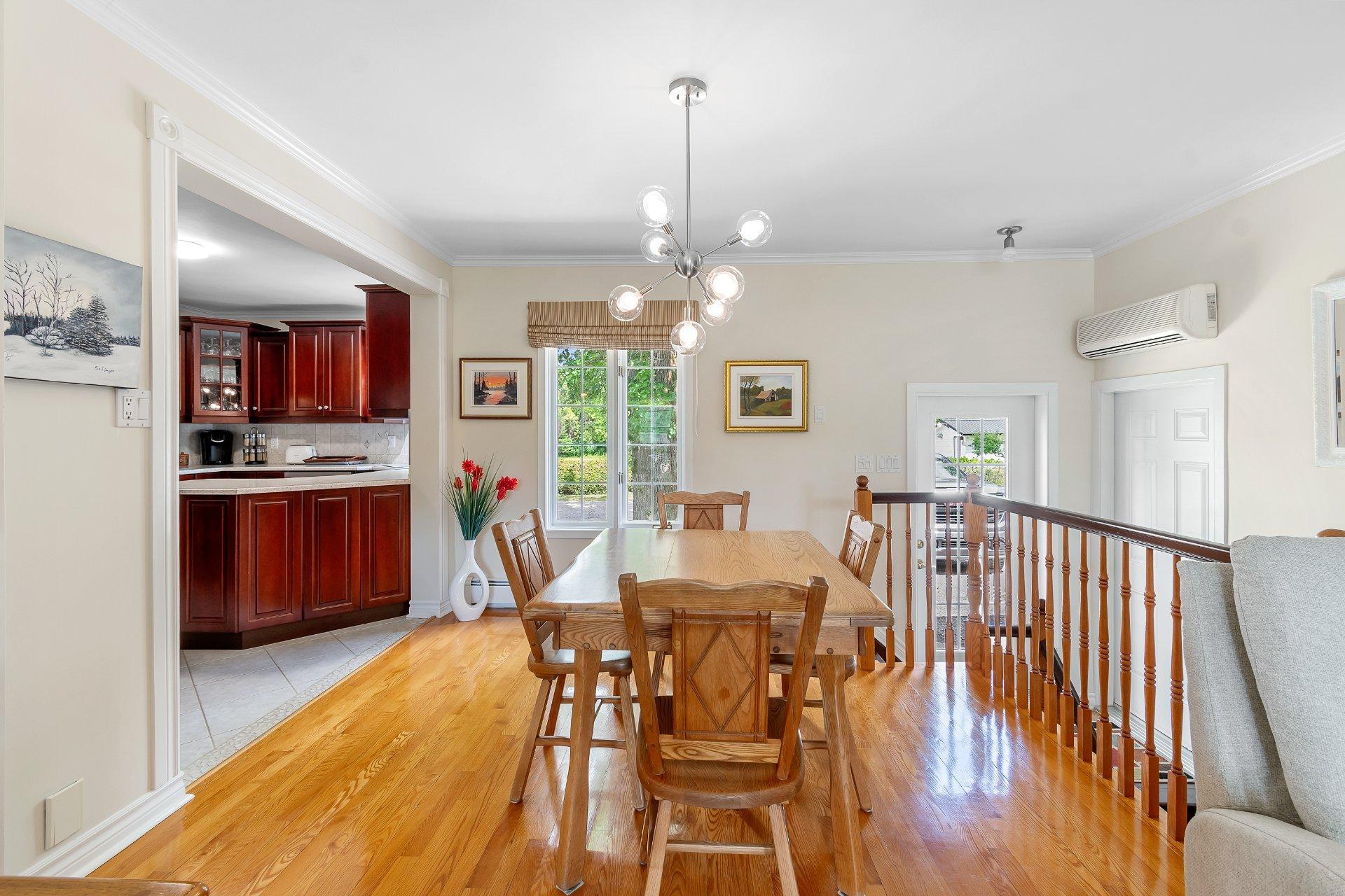 









35


Rue Frost

,
Fort-Coulonge,




QC
J0X1V0

