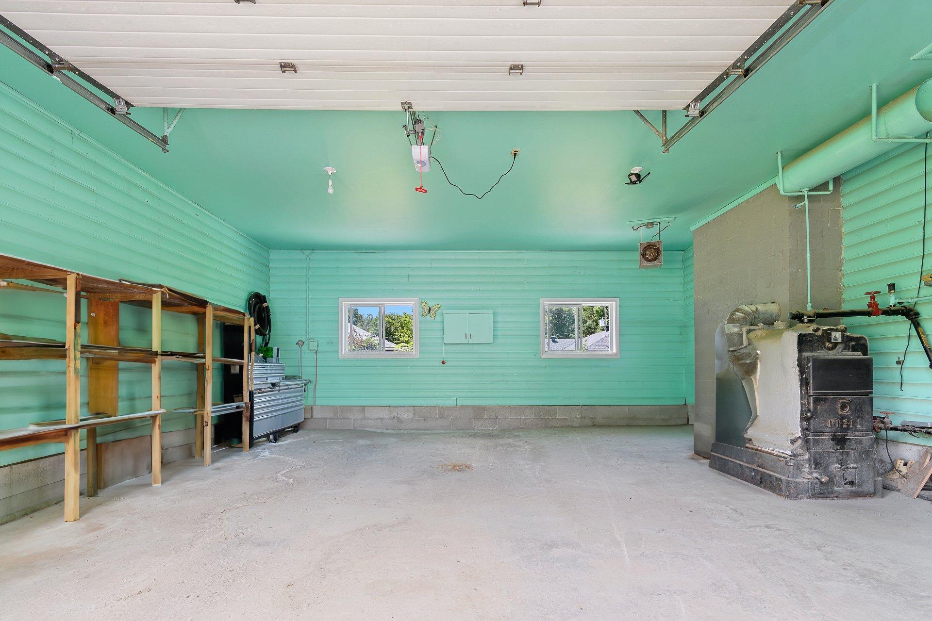 









35


Rue Frost

,
Fort-Coulonge,




QC
J0X1V0

