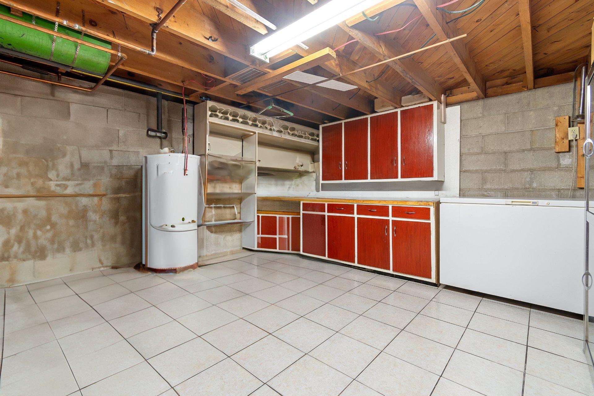 









35


Rue Frost

,
Fort-Coulonge,




QC
J0X1V0


