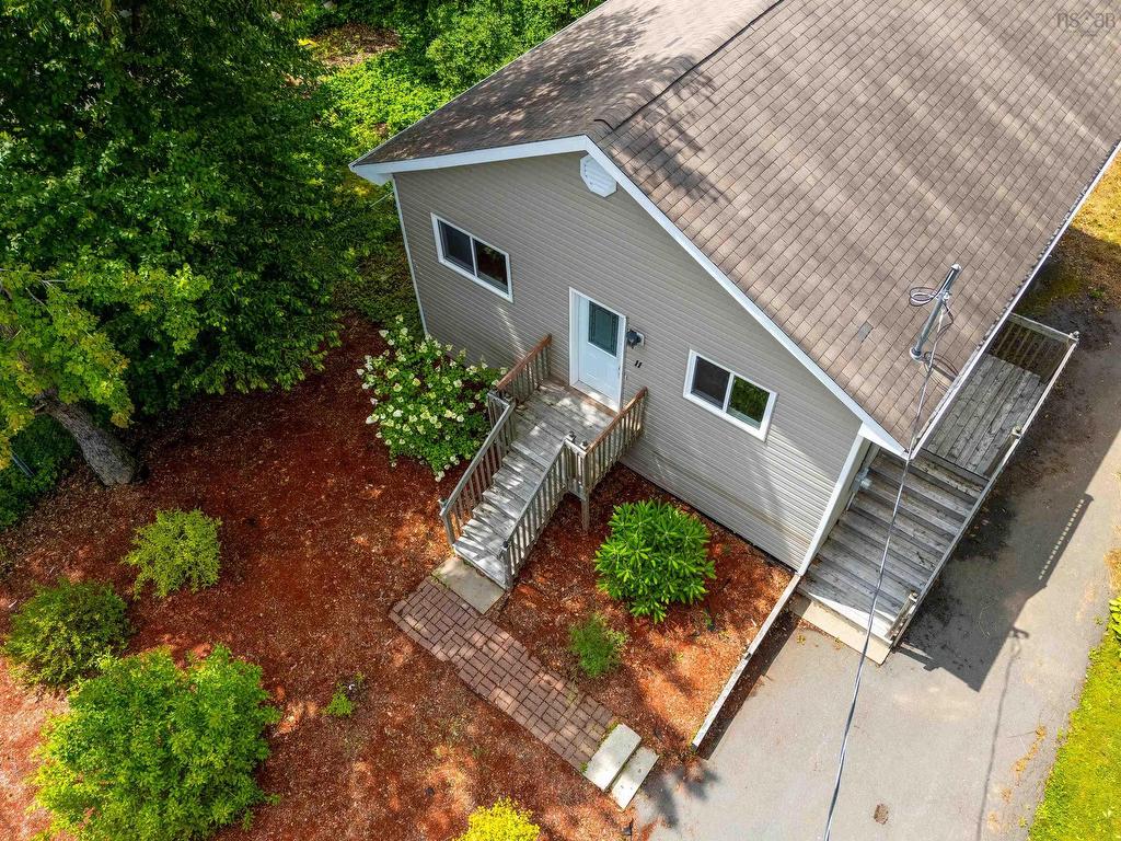 












11 Fourth Street

,
Dartmouth,




NS
B2X 1Y1

