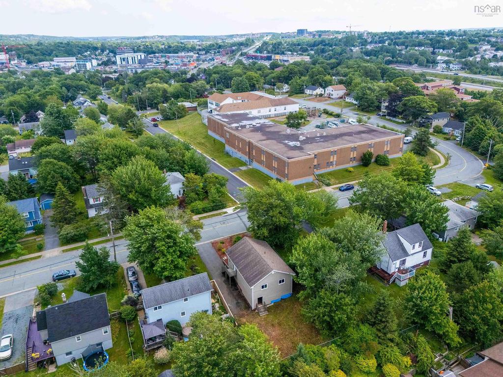 












11 Fourth Street

,
Dartmouth,




NS
B2X 1Y1

