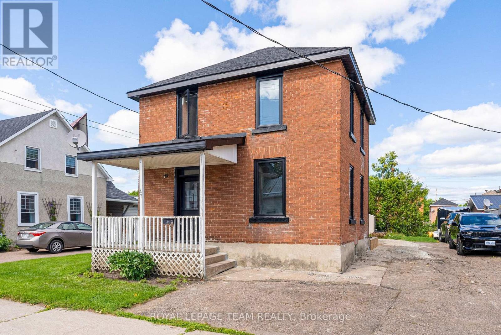 












47 BONNECHERE STREET N

,
Renfrew,




Ontario
K7V1Y8


