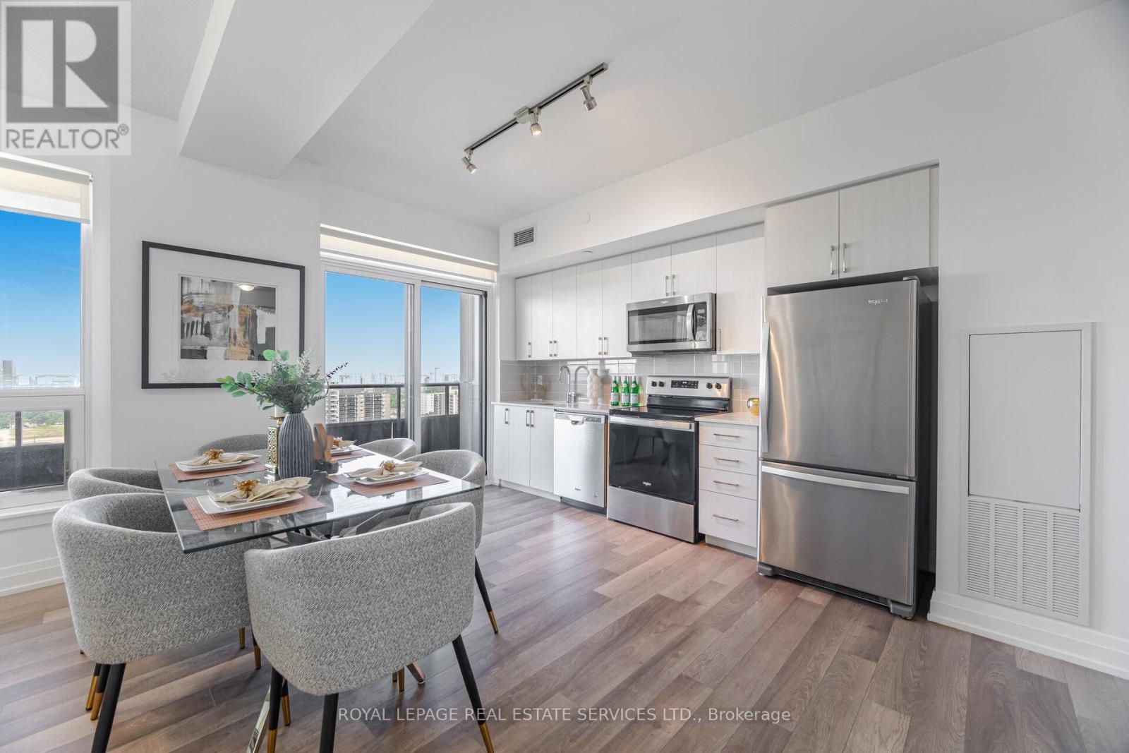 












2005 - 3121 SHEPPARD AVENUE E

,
Toronto,




Ontario
M1T0B6

