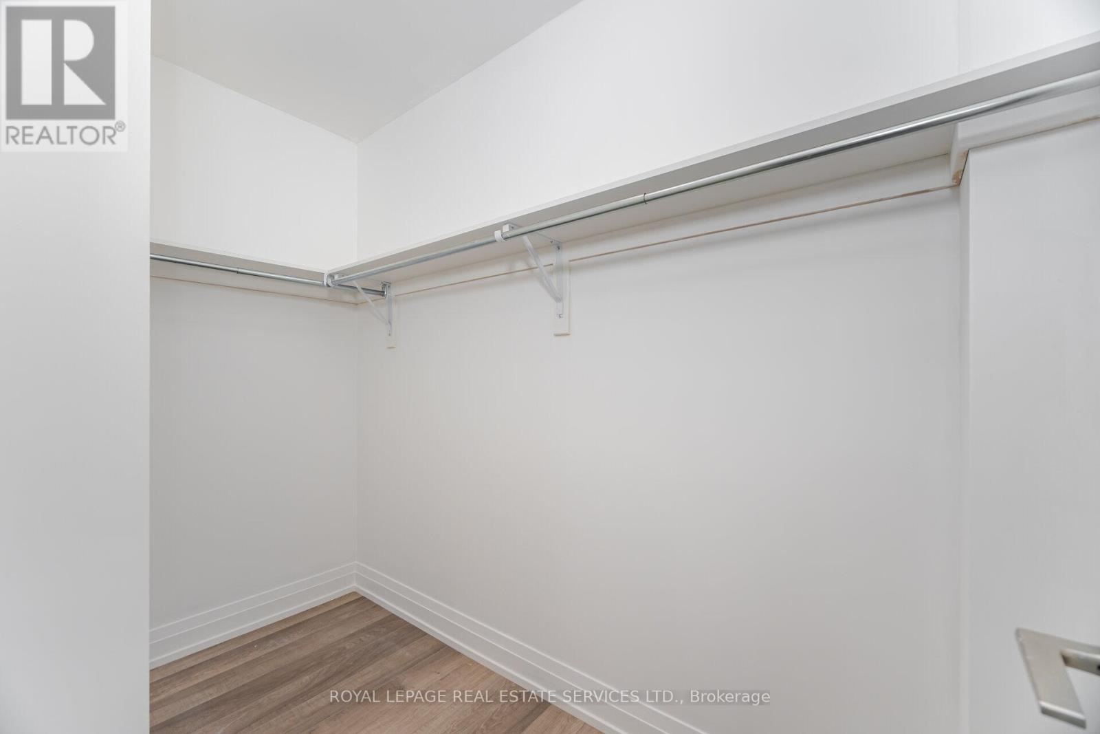 












2005 - 3121 SHEPPARD AVENUE E

,
Toronto,




Ontario
M1T0B6

