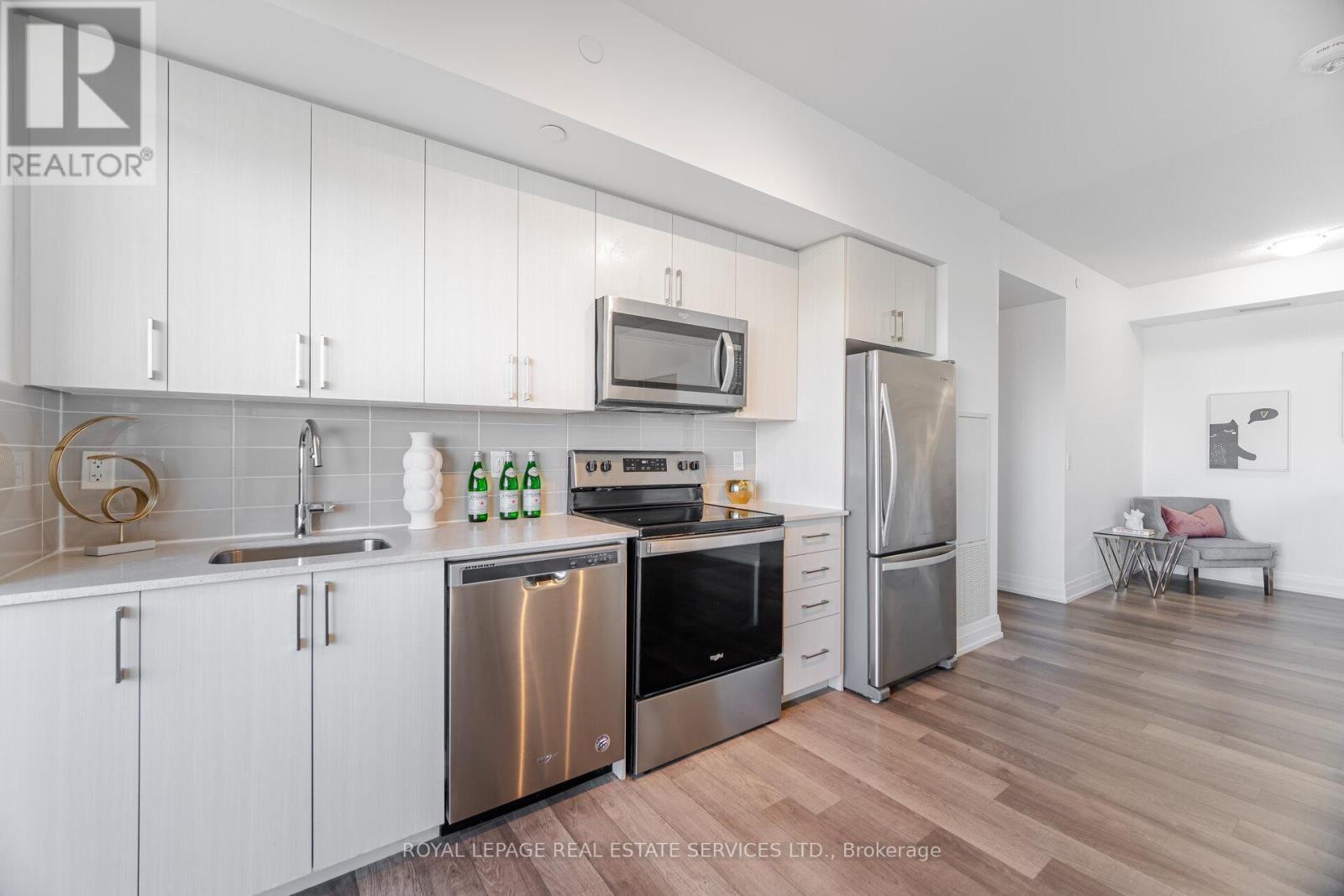 












2005 - 3121 SHEPPARD AVENUE E

,
Toronto,




Ontario
M1T0B6

