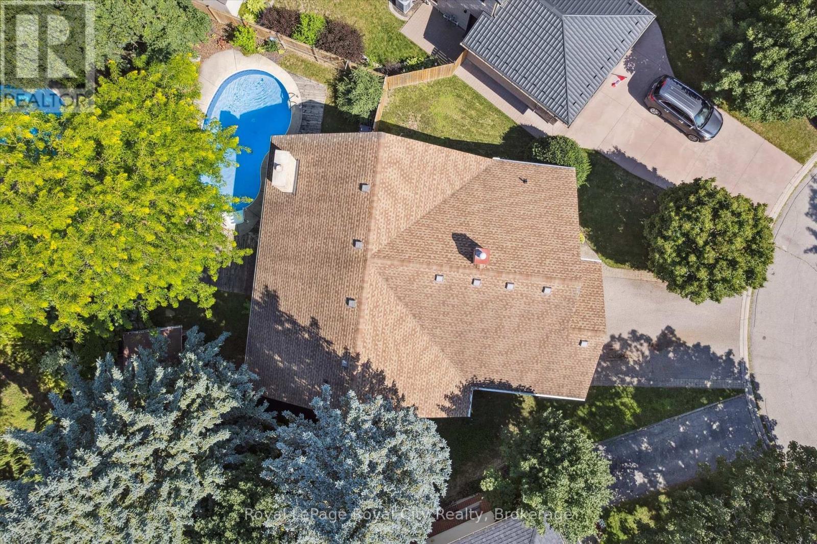 












15 JODI PLACE

,
Guelph (Willow West/Sugarbush/West Acres),




Ontario
N1H7R1


