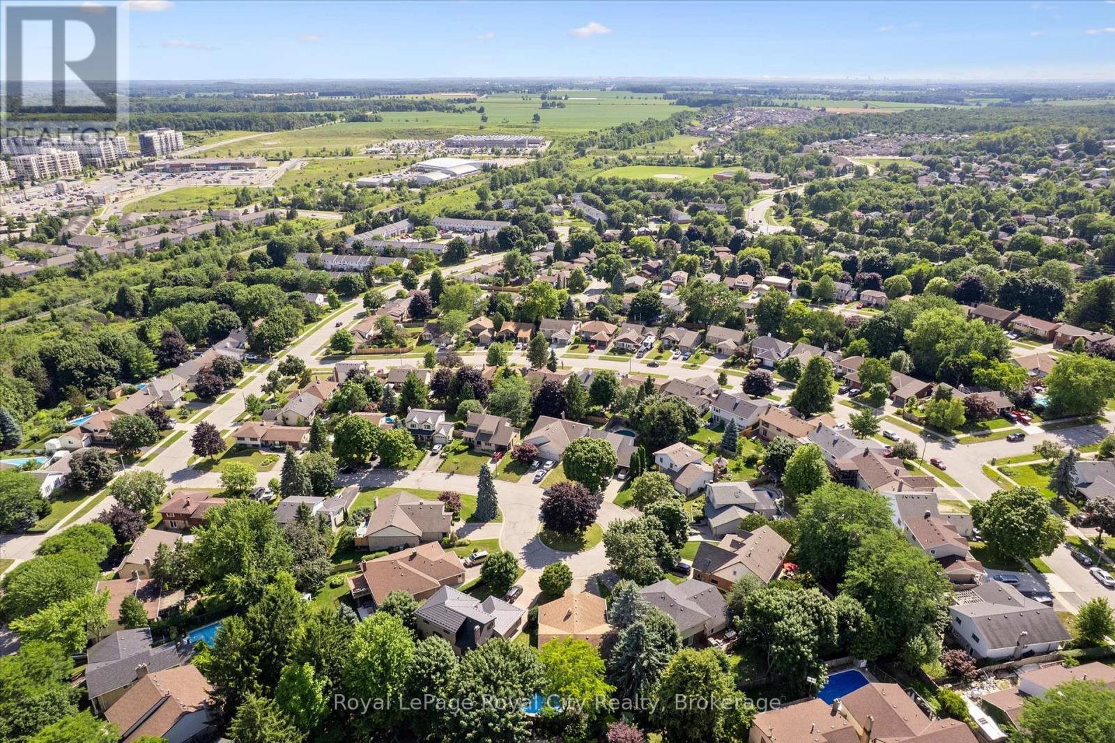 












15 JODI PLACE

,
Guelph (Willow West/Sugarbush/West Acres),




Ontario
N1H7R1

