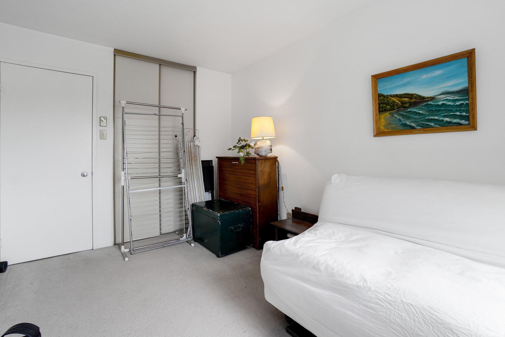 









4190


Boul. St-Jean

, 301,
Dollard-des-Ormeaux,




QC
H9G1X5

