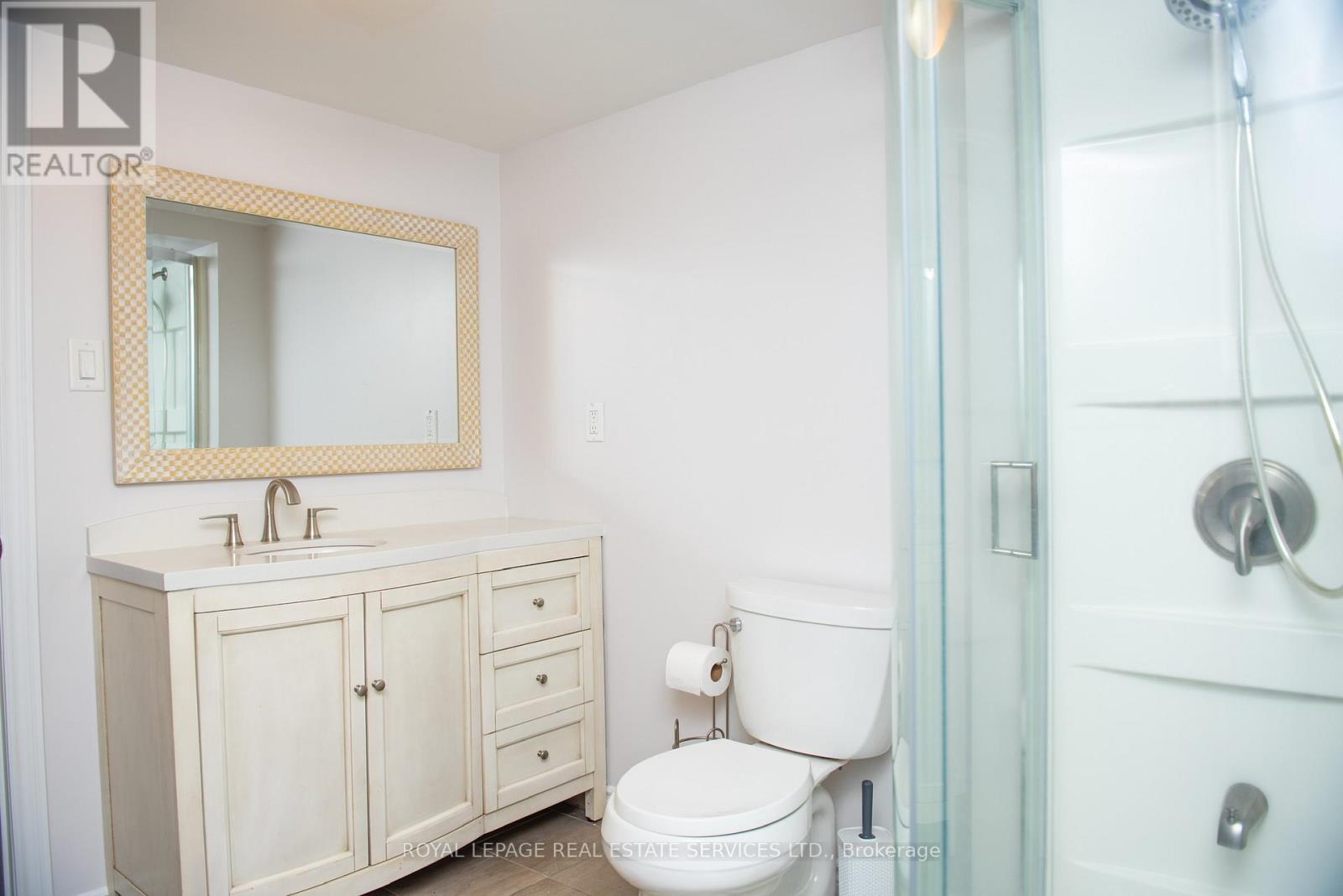 












LOWER LEVEL - 5 MAPLE COURT

,
Bradford West Gwillimbury,




Ontario
L3Z2C2

