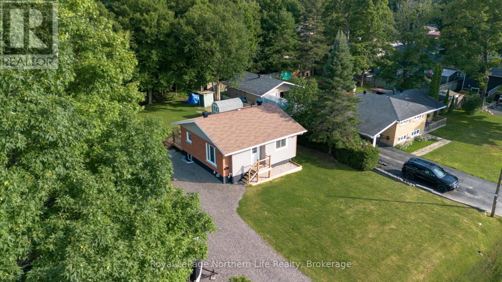 












162 FRANCIS AVENUE

,
North Bay (Airport),




Ontario
P1C1B2

