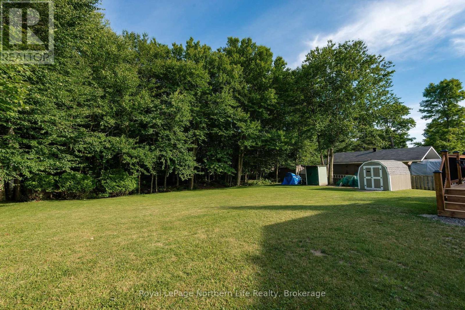 












162 FRANCIS AVENUE

,
North Bay (Airport),




Ontario
P1C1B2

