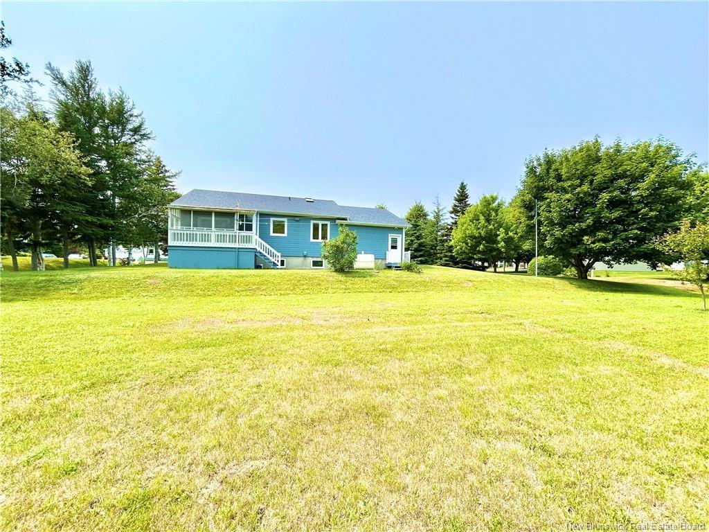 









61


Saint-Simon

,
Caraquet,




NB
E1W 1B3


