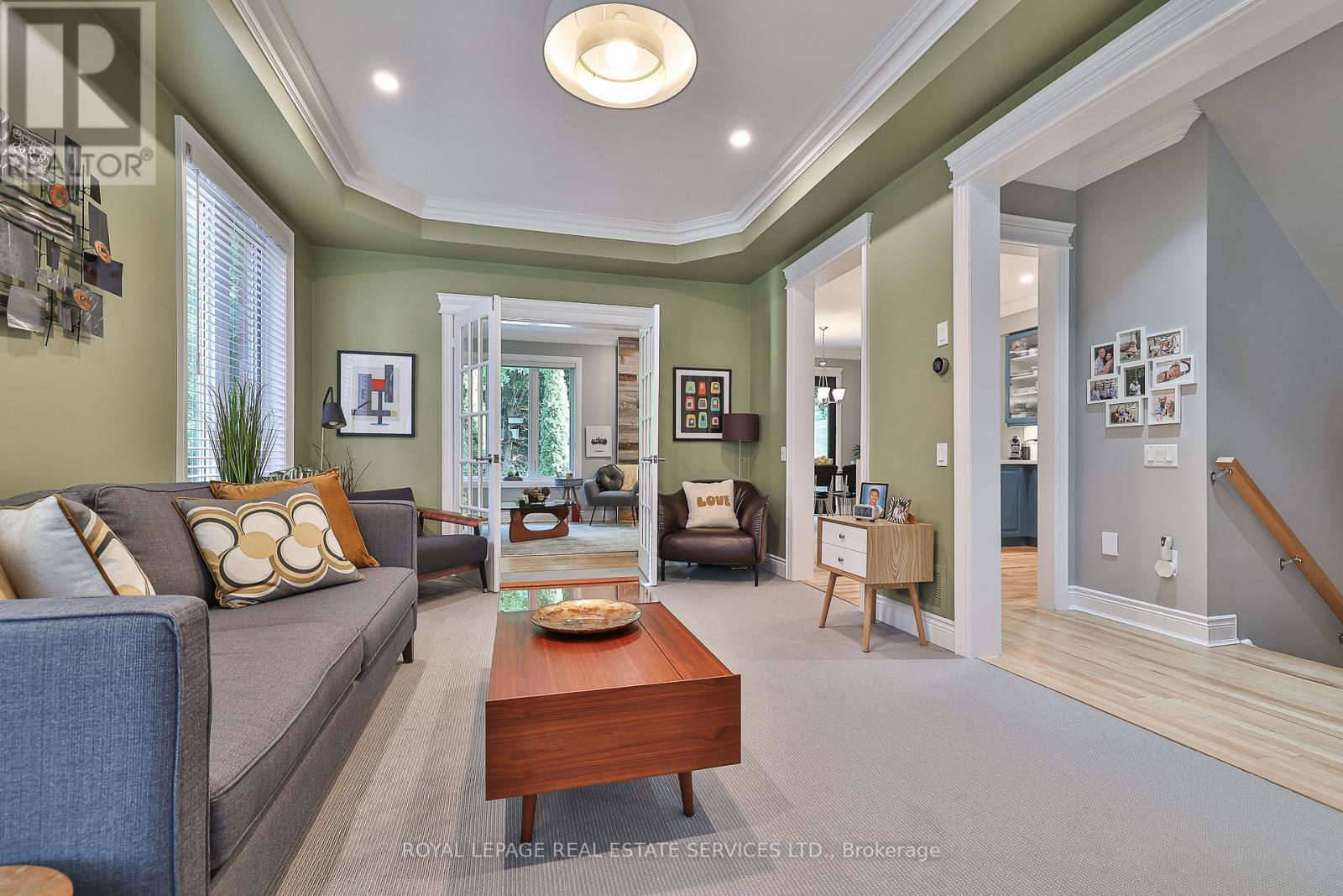 












116 WESTBURY COURT

,
Richmond Hill,




Ontario
L4S2L3

