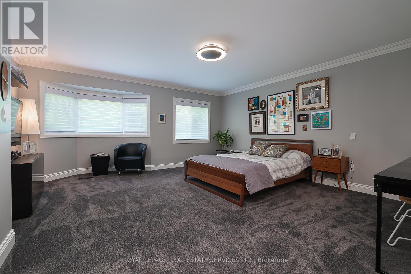 












116 WESTBURY COURT

,
Richmond Hill,




Ontario
L4S2L3

