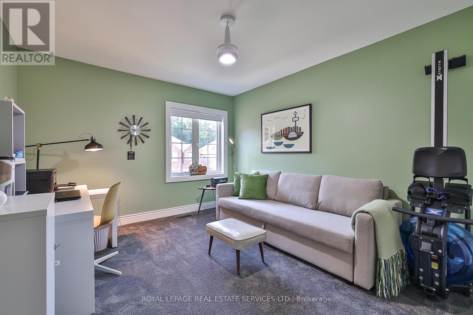 












116 WESTBURY COURT

,
Richmond Hill,




Ontario
L4S2L3

